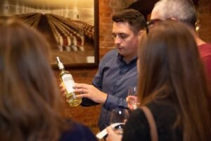Waddesdon-wine-expert.-Photo-Adam-Hollier-c-Waddesdon-A-Rothschild-House-Gardens-scaled-1